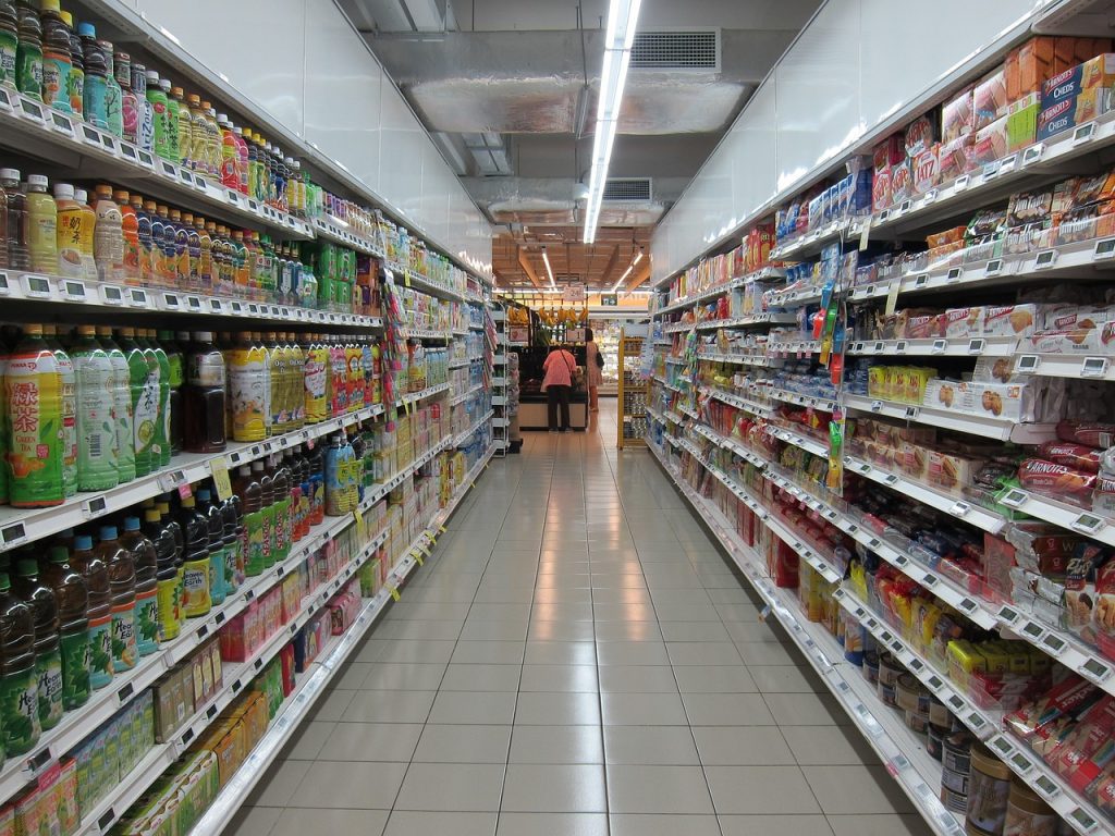 grocery store supermarket retail 2619380jpg
